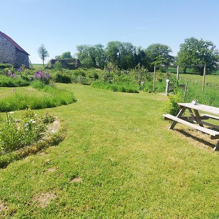 Bed and Breakfast Le Monticule Tardes Esterno foto