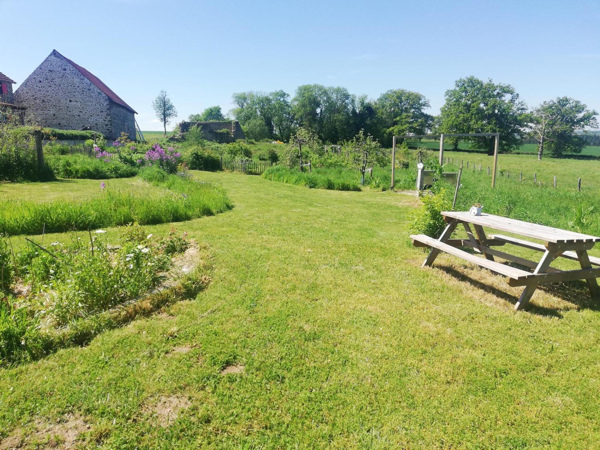 Bed and Breakfast Le Monticule Tardes Esterno foto